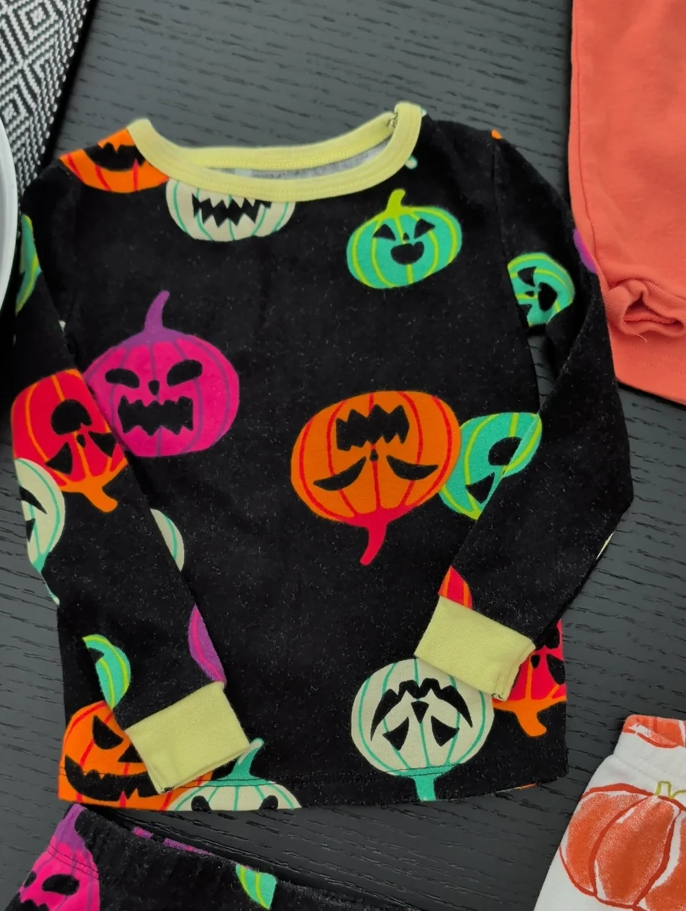 6 Piece Girl Toddler 2T Halloween Clothing Lot Pumpkins Glittery Ghost Candy